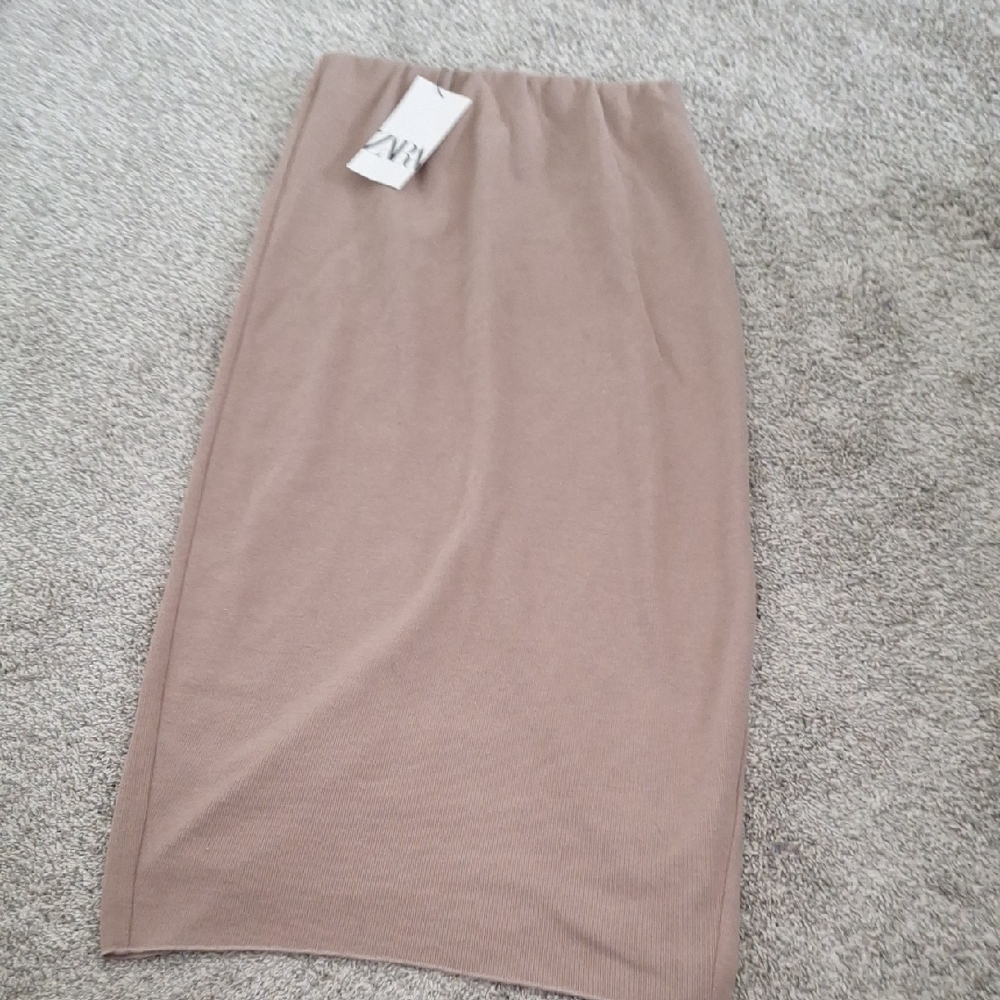 Zara Midi Pencil Skirt